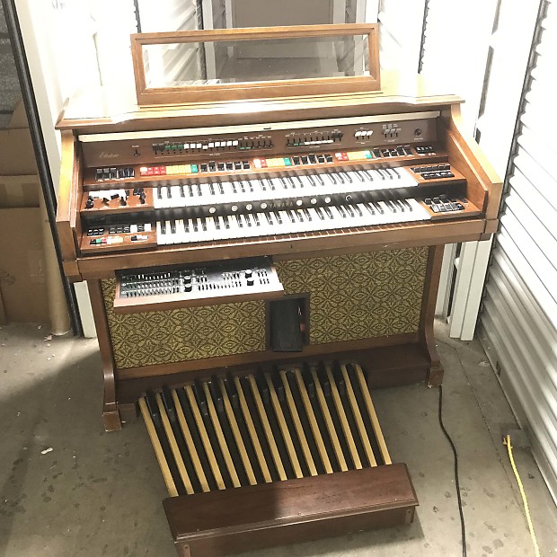 Yamaha top electone e70