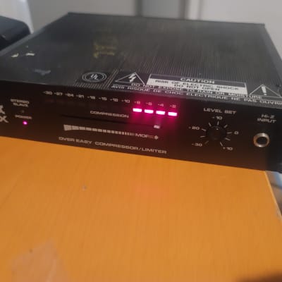 DTM・DAW Dbx163x Compressor Limiter DBX 163X Compressor Review // Budget Studio Gems (Ep 1