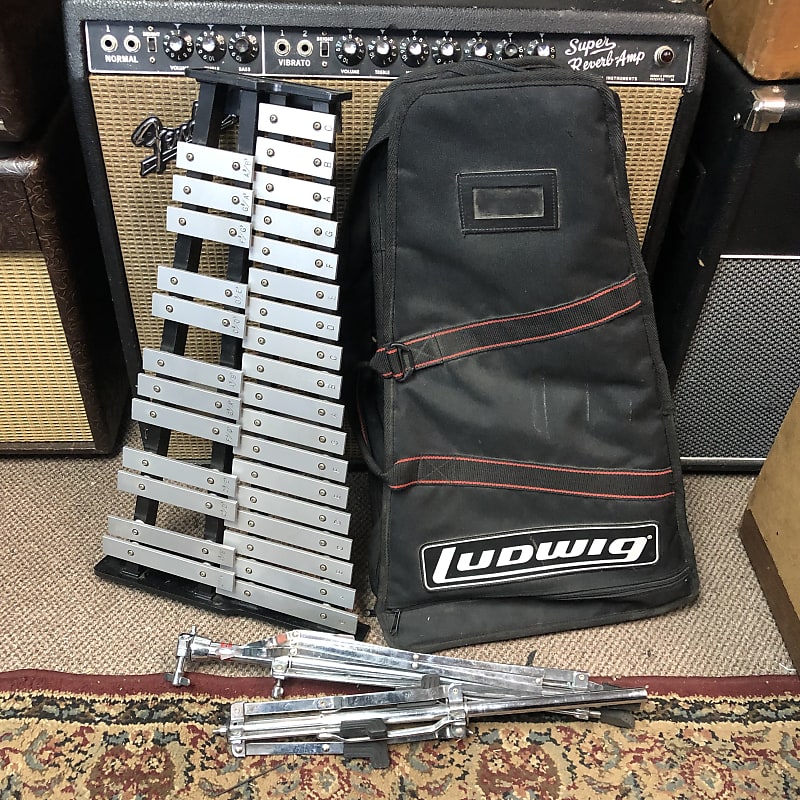 Ludwig Bell Kit with stand and bag image 1