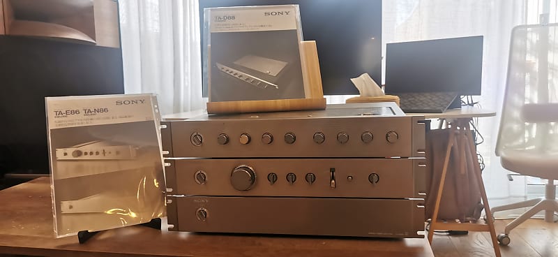 Sony Pre-esprit stack - Preamp: Sony ta-E86B, Amplifier : | Reverb