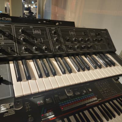 Yamaha CS-5 Monophonic Synthesizer image 1