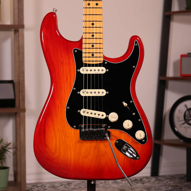 ギター Fender American Ultra Luxe Stratocaster fender-fender-american-ultra-