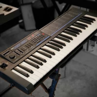 KORG POLY 800 mkII VINTAGE SYNTHESIZER FULLY SERVICED IN AMAZING CONDITION!