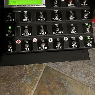 Fractal Audio MFC-101 Mark II MIDI Foot Controller | Reverb