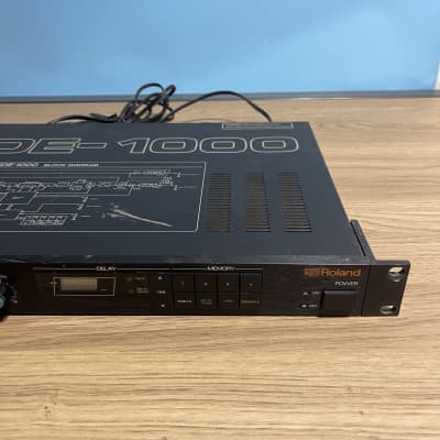 Roland SDE-1000 Digital Delay | Reverb