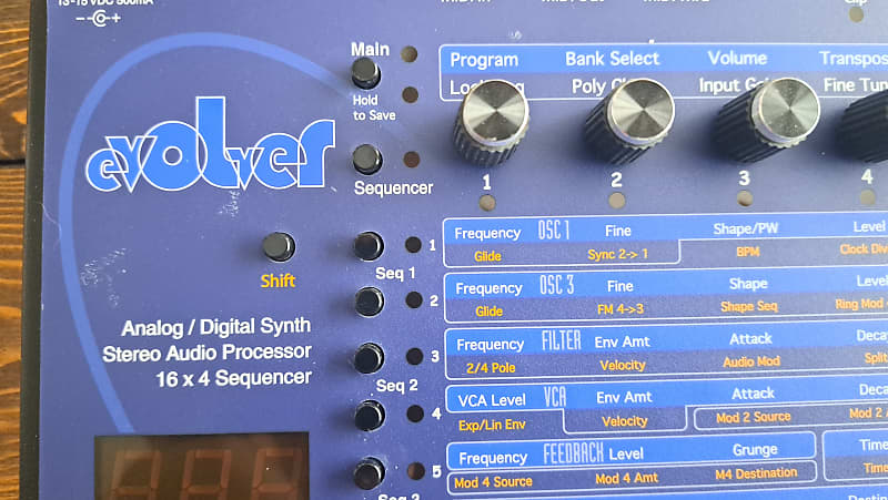 Dave Smith Instruments Evolver Desktop Monophonic Synthesizer 