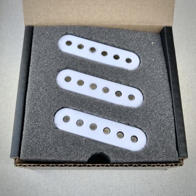 Fender Stratocaster Handwound 59 Left-Handed Pickup Set by Migas Touch image 4