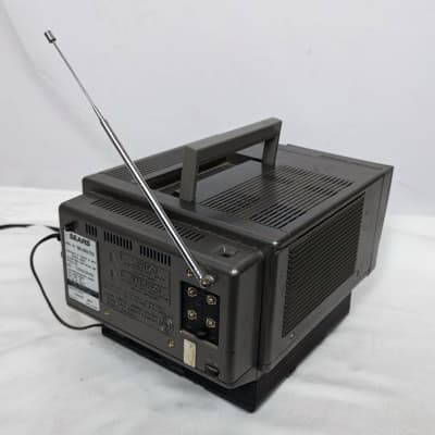 Sears 5 Inch Portable Color TV VHF UHF, AM/FM Radio SR3000 Model 580 - WORKING image 9