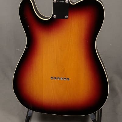 Fender American Vintage 62 Custom Telecaster 3 Color Sunburst (S/N:V170497) (06/30) image 5