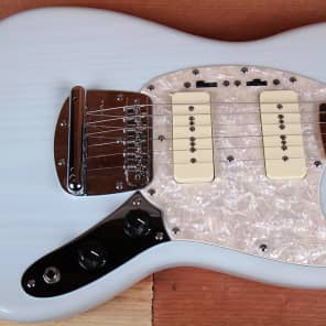 Fender Modern Player Mustang P90 限定モデル Fender Modern Player Mustang - Honey Burst | Sweetwater