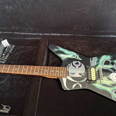 DEAN ディーン DIME RAZORBACK SKULLSハードケース付 Dean Dimebag Razorback Skulls Lefty w/ Hardcase | Reverb