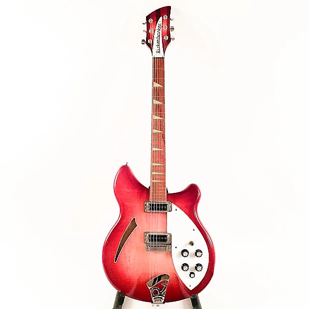 Rickenbacker 360 (1990 - 2011) Rickenbacker 360 (1990 - 2011)