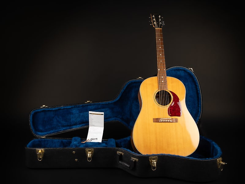 アコースティックギター】Gibsonお手頃モデルJ-15とJ-50のような