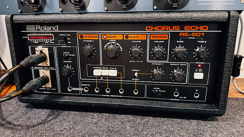 配信機器・PA機器・レコーディング機器 Roland Chorus Echo RE-501