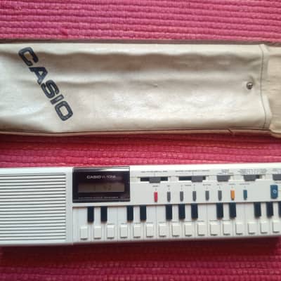 Casio VL-1 VL-Tone 29-Key Synthesizer Keyboard 1979 - 1984 - White
