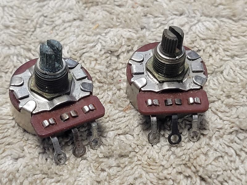 2 NOS Gibson 1977 CTS potentiometers pots 137 7727 70 033