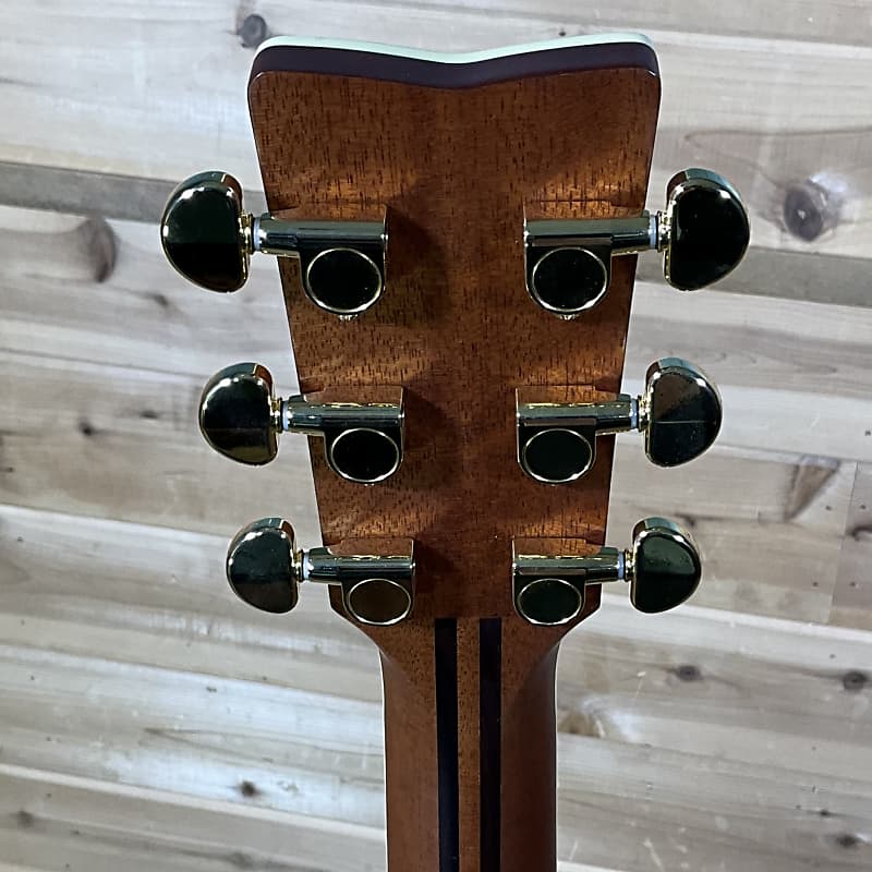 Yamaha LL16 Acoustic Guitar - Brown Sunburst (Floor Model