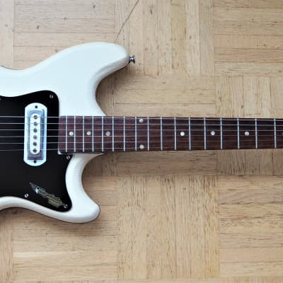 Klira Triumphator Ohio guitar ~1965 white tolex cover - made in Germany image 2