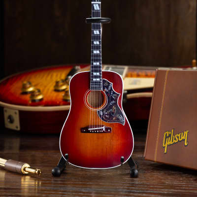 Axe Heaven Gibson Vintage Cherry Hummingbird Guitar 1:4 Scale Acoustic Mini Guitar Replica image 4