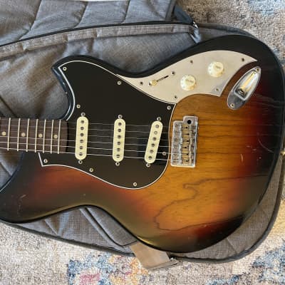 2019 Novo Guitars Serus S 3 Tone Sunburst rare Ash body image 4