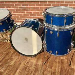 1959/60 Gretsch Round Badge Broadkaster Name-Band Drum Set - Blue Glass Glitter 22/13/16/5x14 Snare image 7