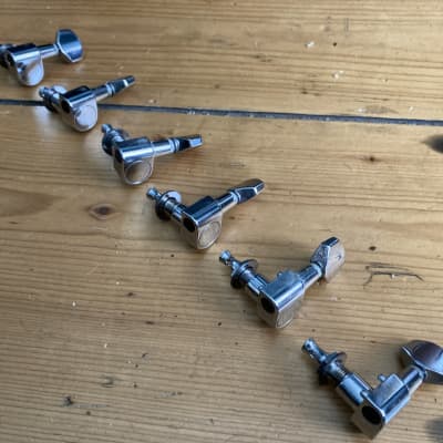 Squier Standard 2008 Chrome Guitar Machine Heads Tuners 6 in