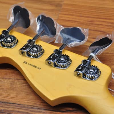 Fender American Professional Precision Bass RW Mercury image 16