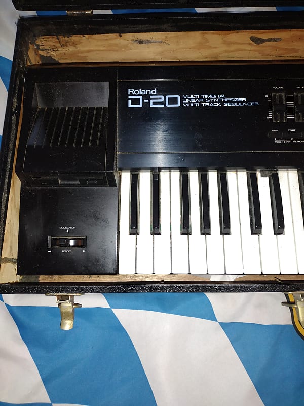 Roland D20 80s 90s synthesizer image 1