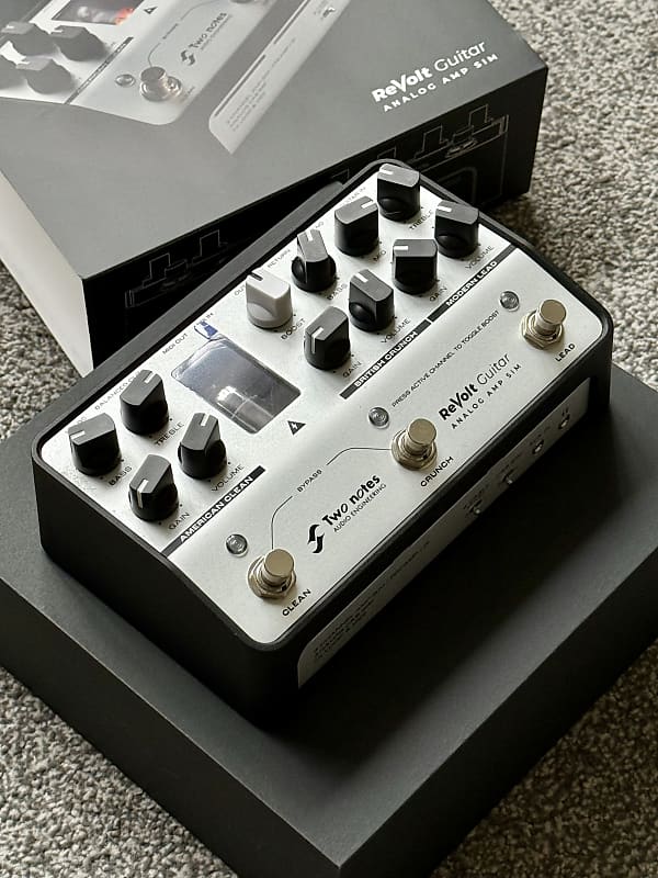 Two Notes ReVolt Guitar