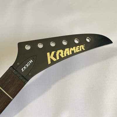 choralさん専用。 1980's Korean Kramer ZX30H Non Tilt Pointy Guitar Neck Floyd