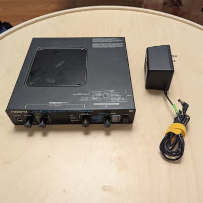 Roland JV-1010 64-Voice Synthesizer Module 1999 - 2003 - Black