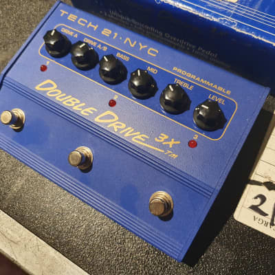 Dave Mustaine's personally owned Megadeth Tech 21 Double Drive 3x Guitar Pedal with signed COA image 4