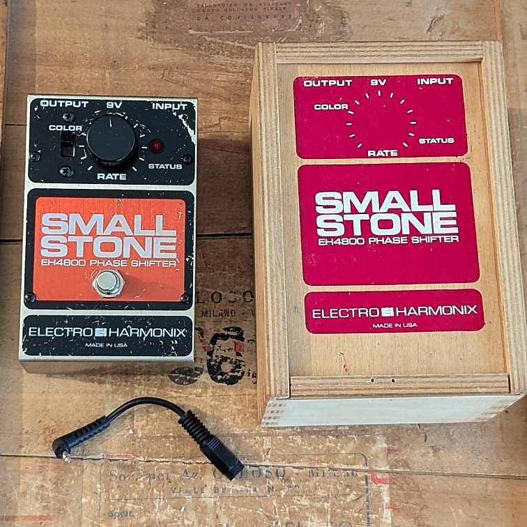 Electro-Harmonix Small Stone EH4800 Phase Shifter | Reverb