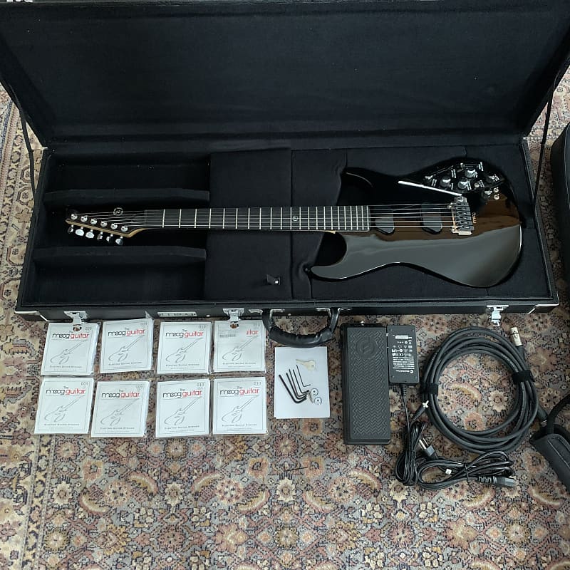 Moog Guitar E1-M Tremelo - Moog MP-201 - Roland GR-55 image 1