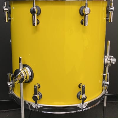 Sonor 20/12/14" SQ2 Maple Drum Set - High Gloss Traffic Yellow image 9