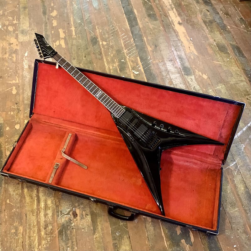 ESP edwards E-C-105V Flying V Chisato signature penicillin Black beauty dv8