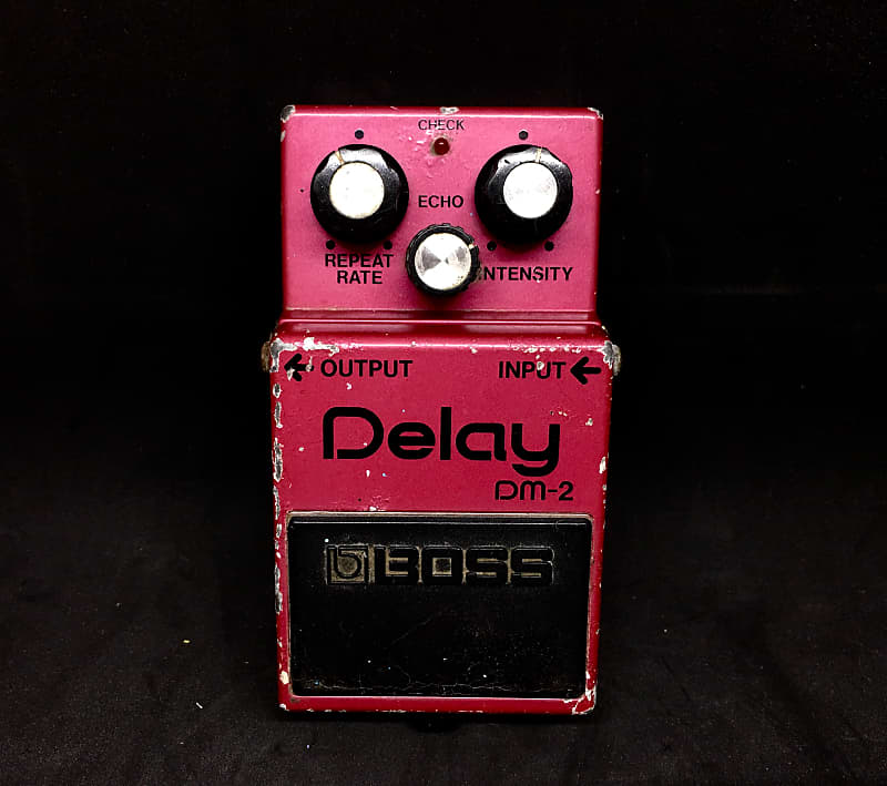 BOSS DM-2 アナログディレイ　1980年代　ジャンク 1980's Boss DM2 Vintage Black Label Made Japan MIJ Delay