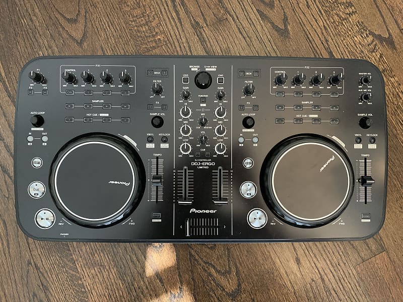 中古 Pioneer DDJ-ERGO DJコントローラー Pioneer DDJ-ERGO-V Digital DJ Controller Good GP