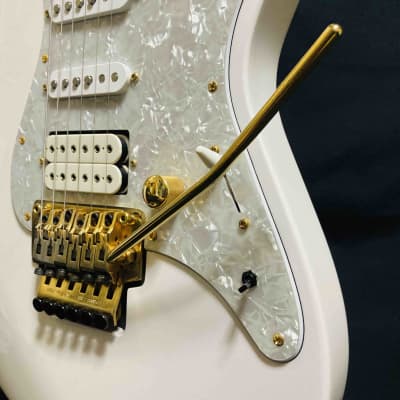 Fernandes エレキギター ホワイト　kenモデル Fernandes LA 80KK Ken Signature Model White 90s Electric