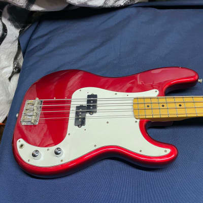 Fender Precision Bass 4-string P-Bass with Case 1990 - 1991 - Candy Apple Red / Maple Fingerboard image 3