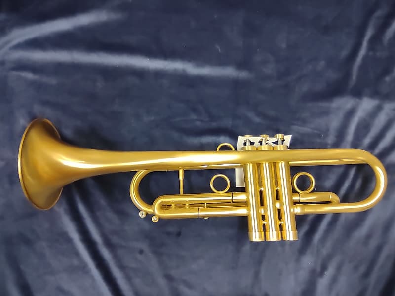 トランペット SuperKing 加工品 終値！ cellocooc.jpg