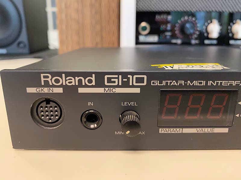 ROLAND GI-10 guitar midi interface | Reverb Canada