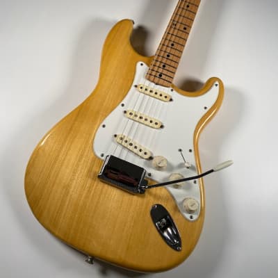 Aria Pro II ST-600 Stagecaster '77 Stratocaster Type MIJ