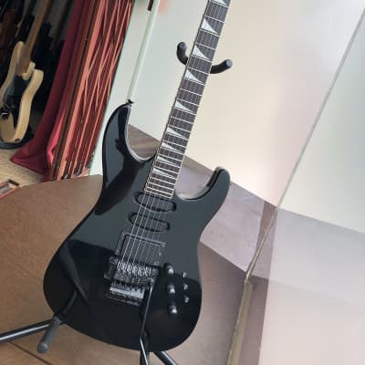 ギター Vester Maniac ( Charvel Model6 model ) ギター Vester Maniac ( Charvel Model6 model ) 1987 MIK Vester