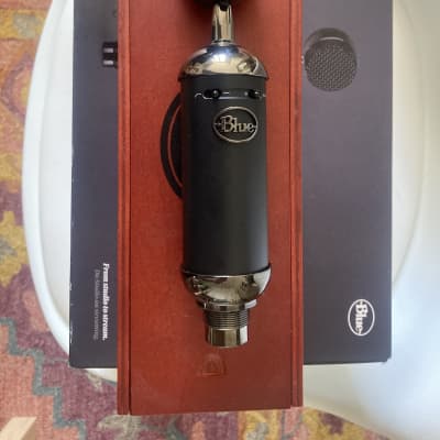 Blue Blackout Spark SL Large Diaphragm Condenser Microphone