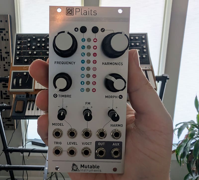 Mutable Instruments Plaits