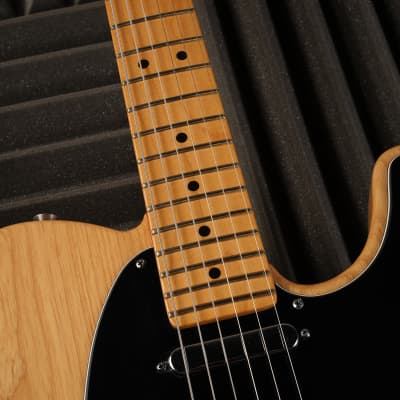 Fender American Standard Telecaster with Maple Fretboard 2016 - Natural image 3