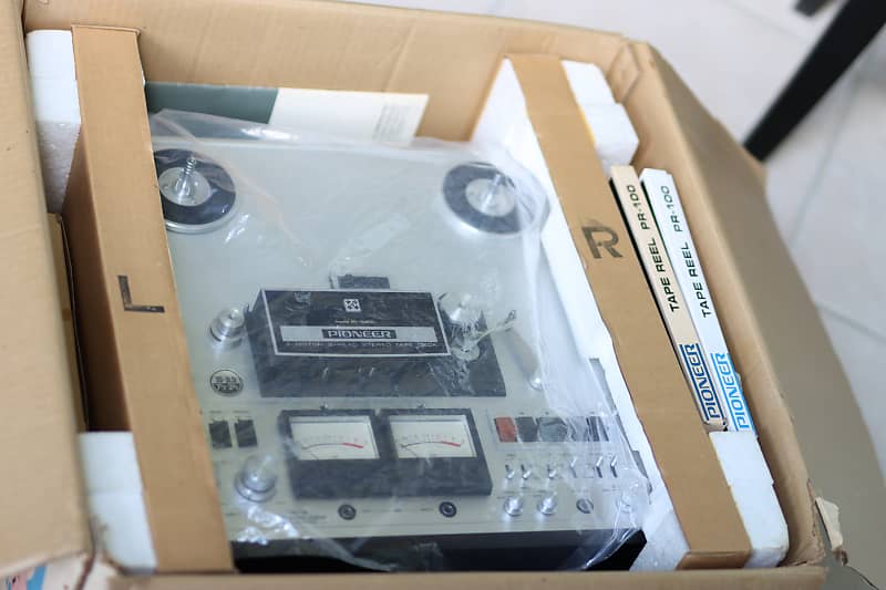 Pioneer RT-1020L MINT in original box  			
