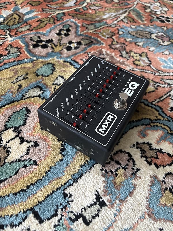 MXR M108S Ten Band EQ Guitar Effects Pedal : Amazon.ca