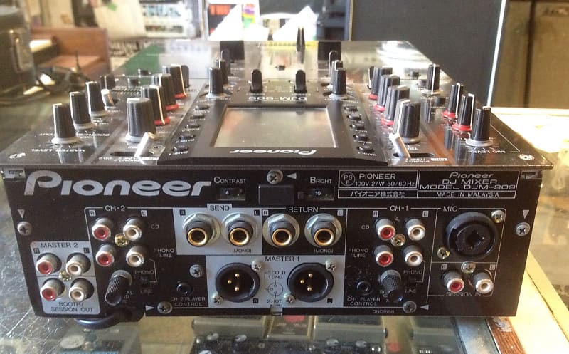 Pioneer DJM-909 | Reverb